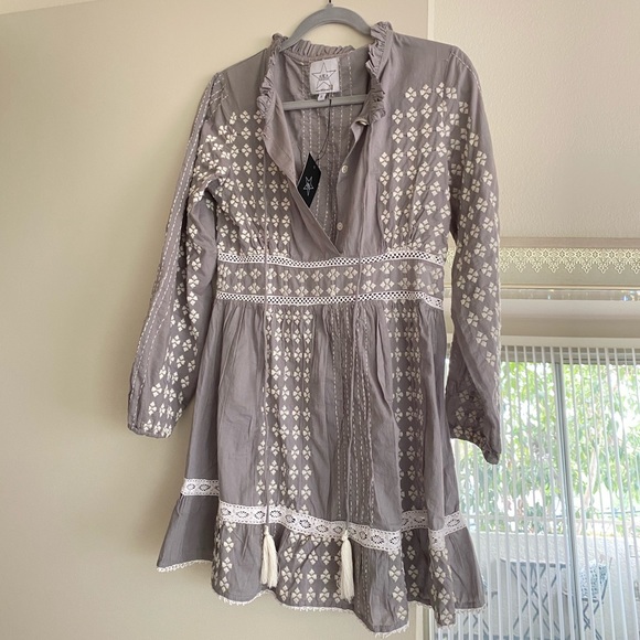 Area Stars Dresses & Skirts - Tia Long Sleeve Embroidered Boho Dress- Grey